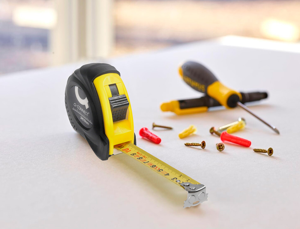 METRE ENROULEUR Q-CONNECT CAOUTCHOUC FREIN MATERIEL ANTICHOC LARGEUR 25MM LONGUEUR 8M