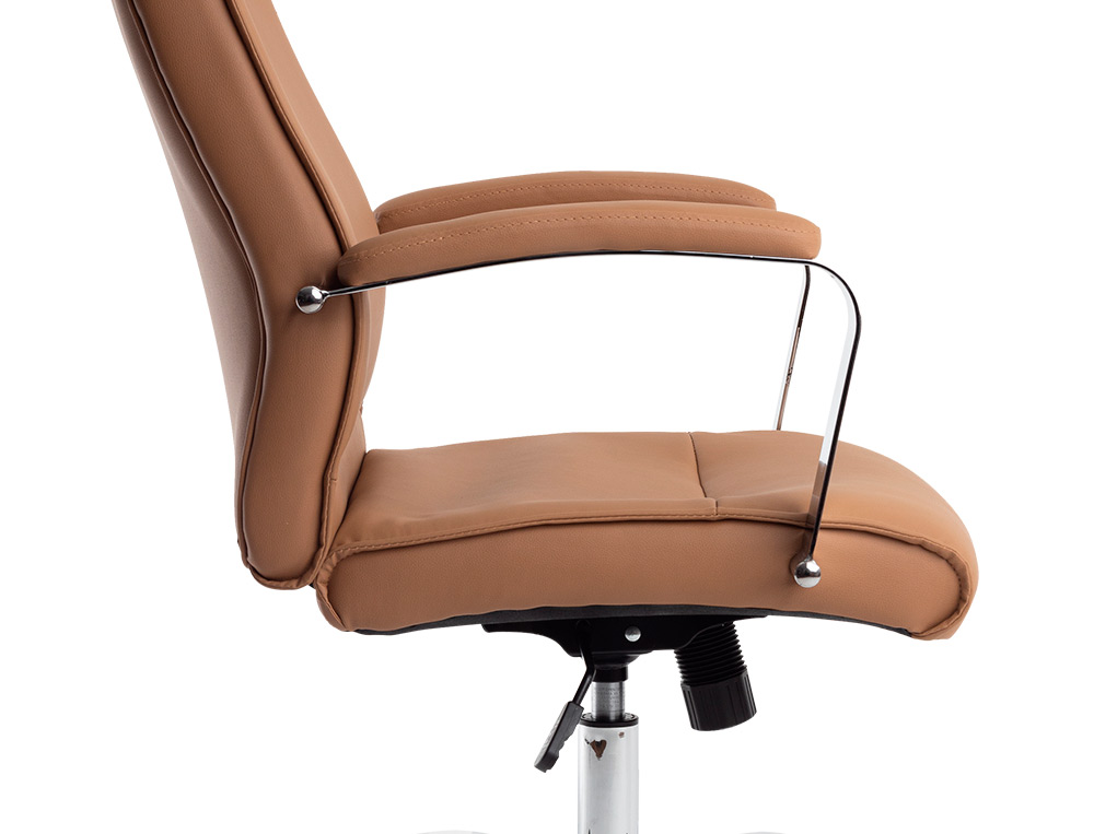 FAUTEUIL DE DIRECTION Q-CONNECT MODENA SIMILI CUIR BASE ACIER CHROME HAUTEUR MAX 1210MM LARGEUR 630MM PROF 680MM CREME