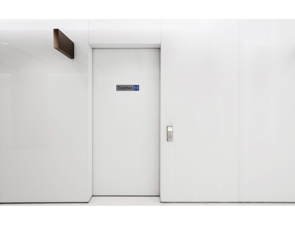 PLAQUE ADHESIVE EXACOMPTA TOILETTES DAME / HOMME IMITATION ALUMINIUM 16,5X4,4CM